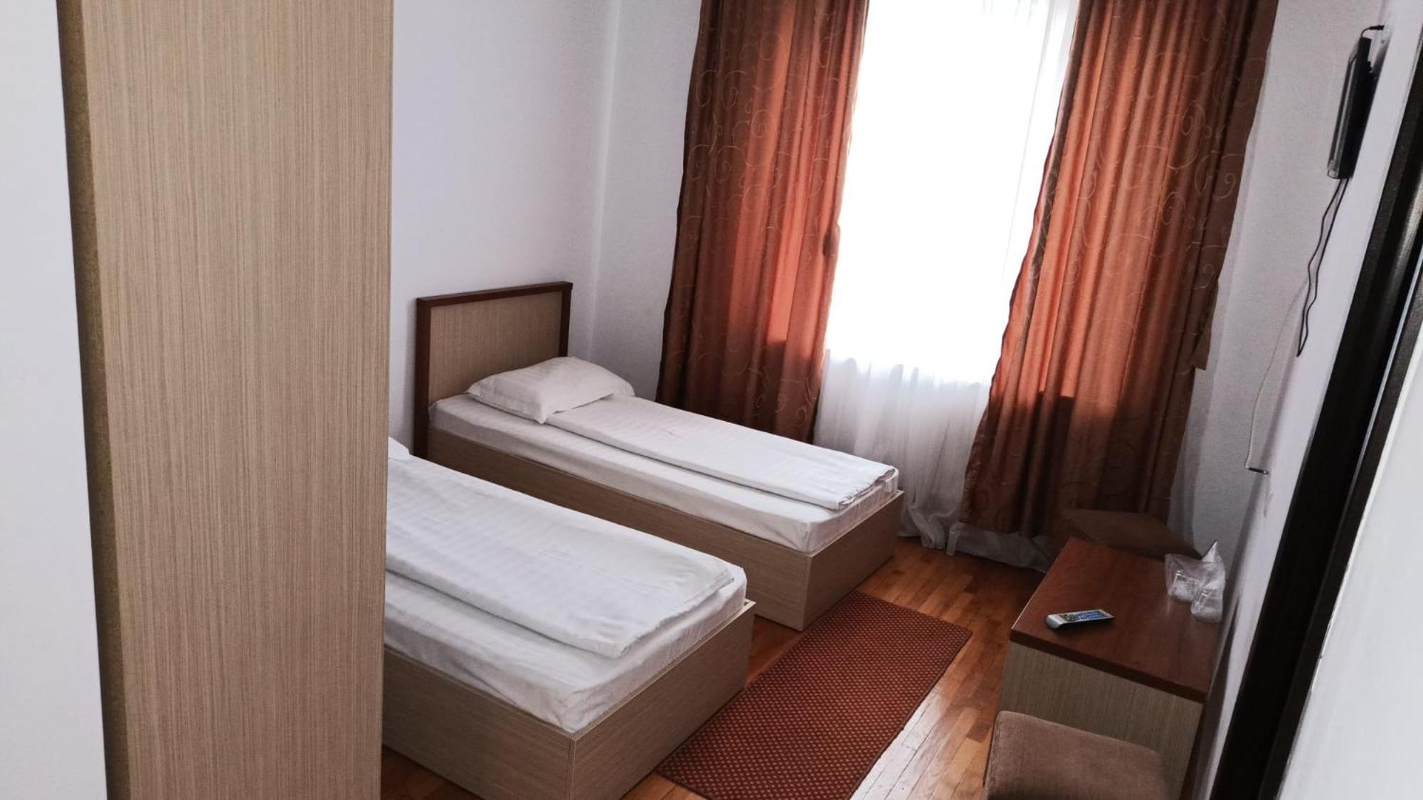 Hotel Posada Râmnicu Vâlcea Exterior foto